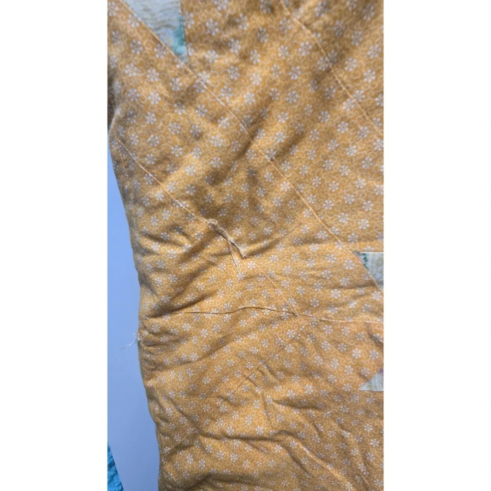 Patchwork Quilt Top Homemade - Picture 9 of 9